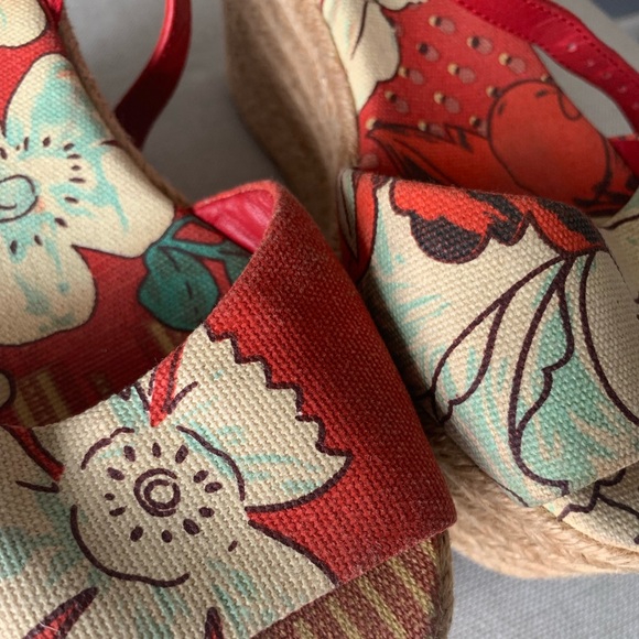 Tory Burch platform sandals - Picture 6 of 7